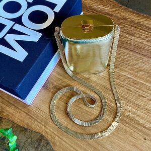 Rodo Vintage Goldtone Metallic Evening Wear Bag